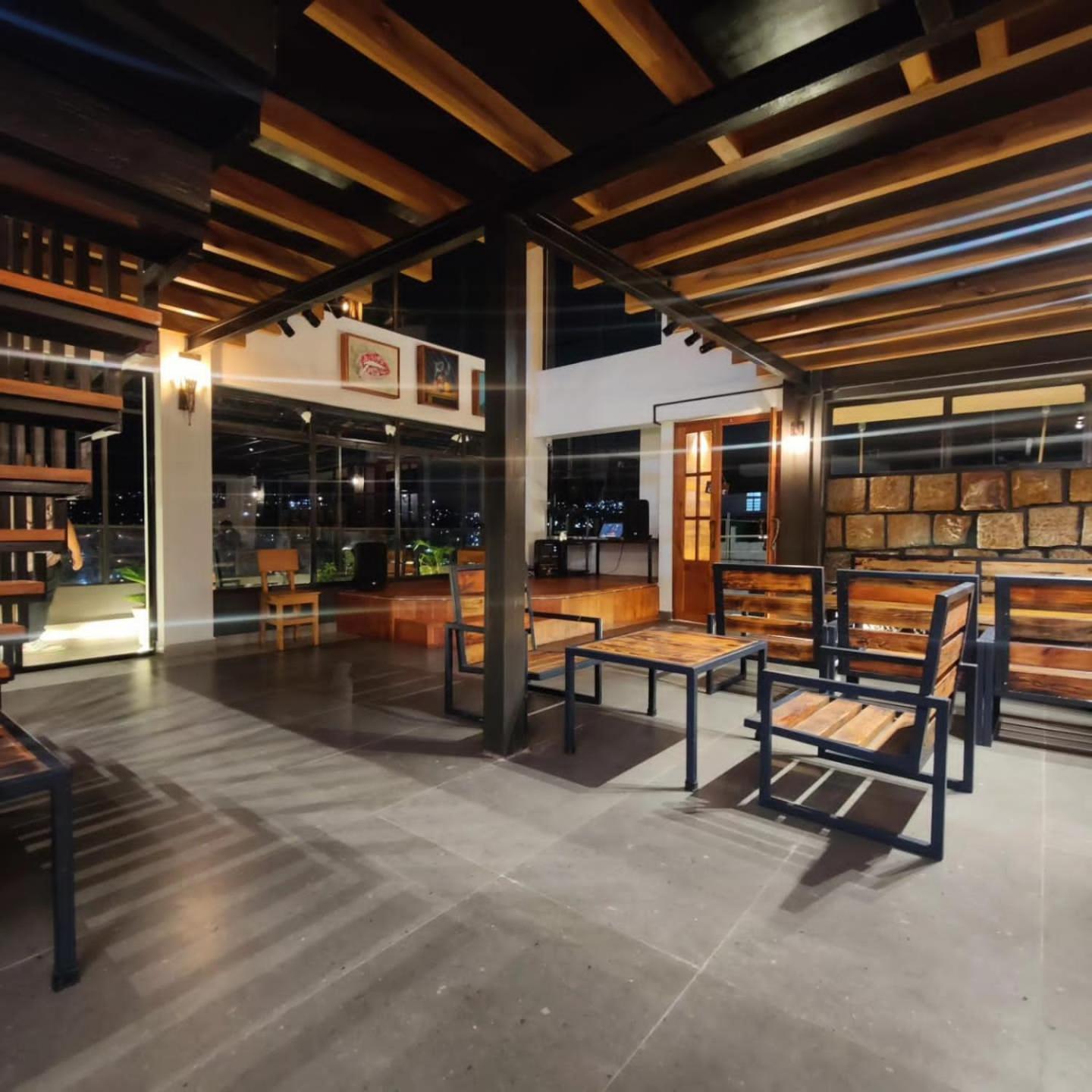Cafe Sola Bnb 실롱 외부 사진